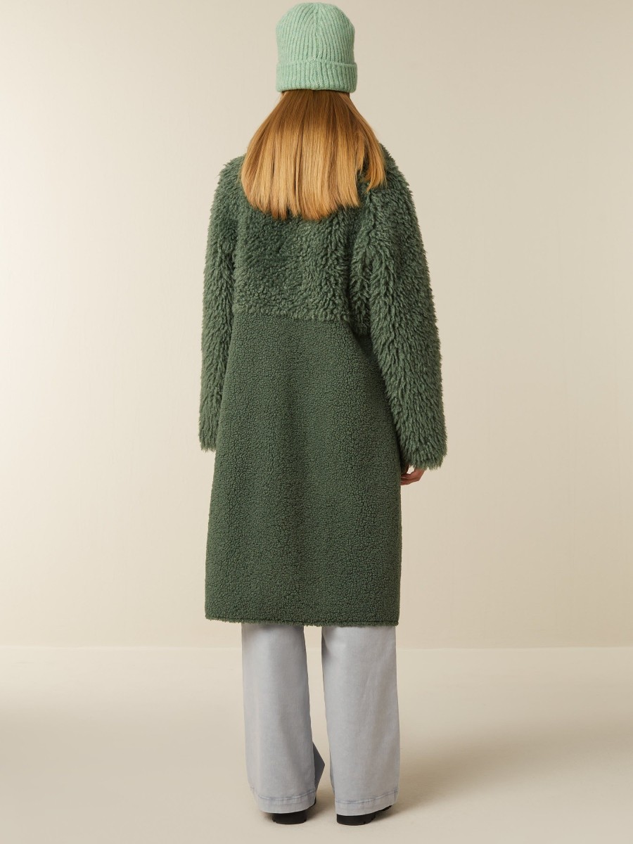 Teddy Coats | Beaumont Amsterdam Teddy Coats Jan-Jade