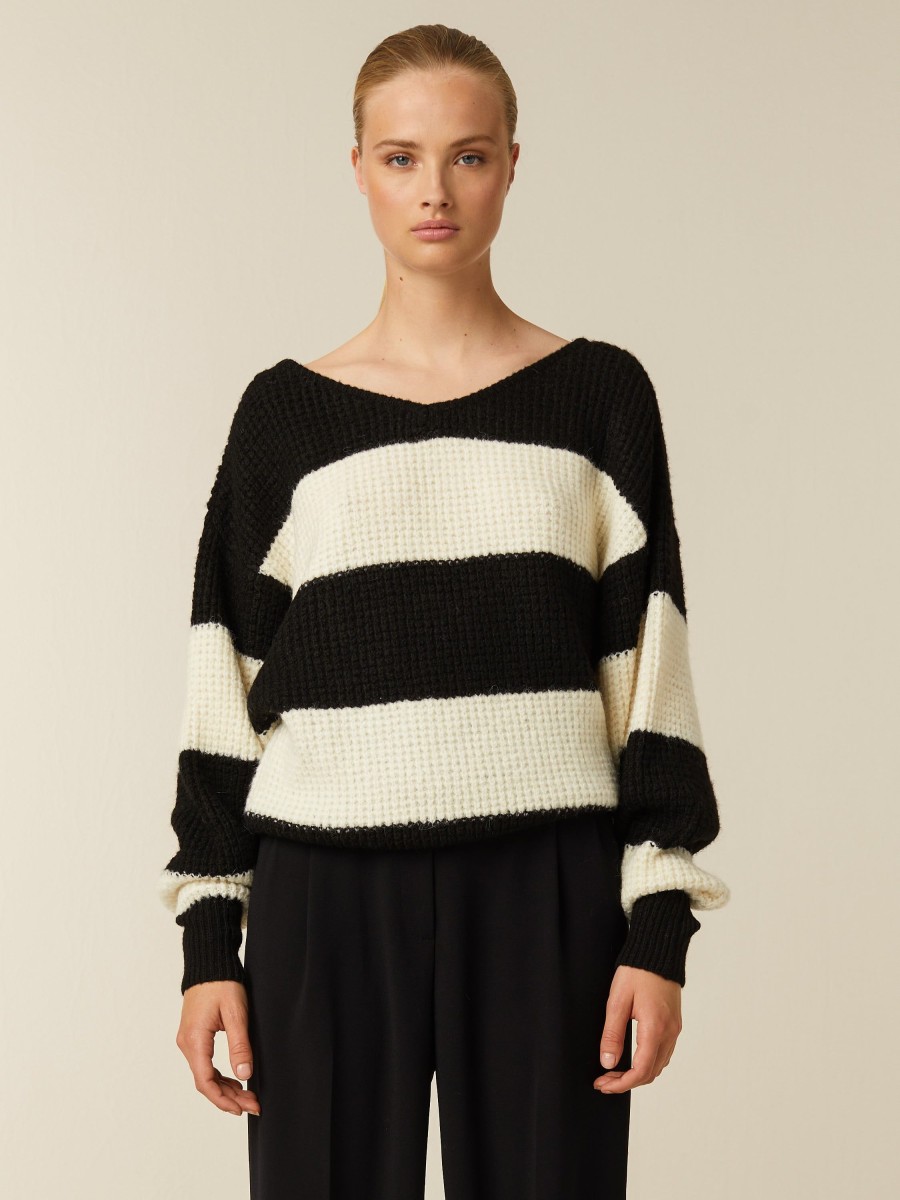 Tops | Beaumont Amsterdam Tops Nika Pullover-Black